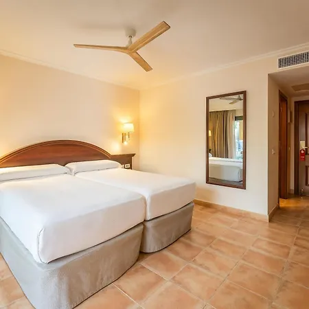 Отель Valentin Star Menorca - Adults Only Сьюдадела