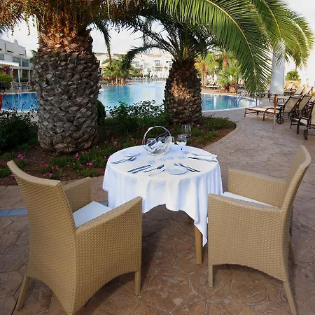 Отель Valentin Star Menorca - Adults Only Сьюдадела